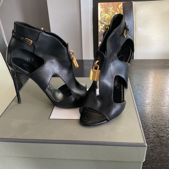 Tom Ford high heels size 10 1/2 B - Picture 2 of 5